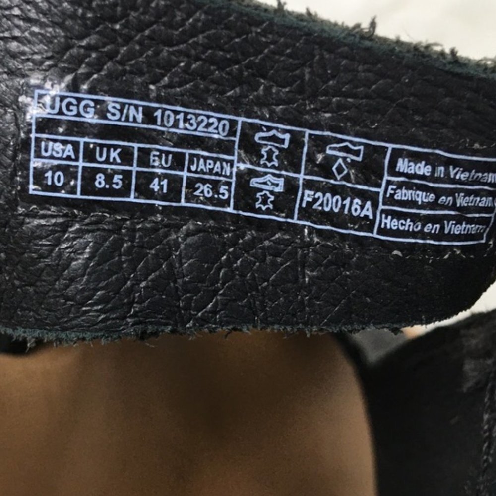UGG 1013220 Women's Black Jennie T-Strap Slide Sandals Size 10 - Picture 16 of 16